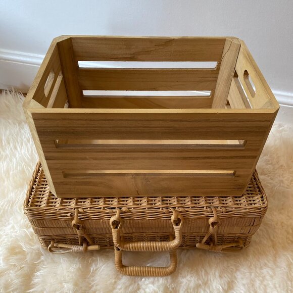 2 Antique Vintage Baskets - Picture 6 of 7